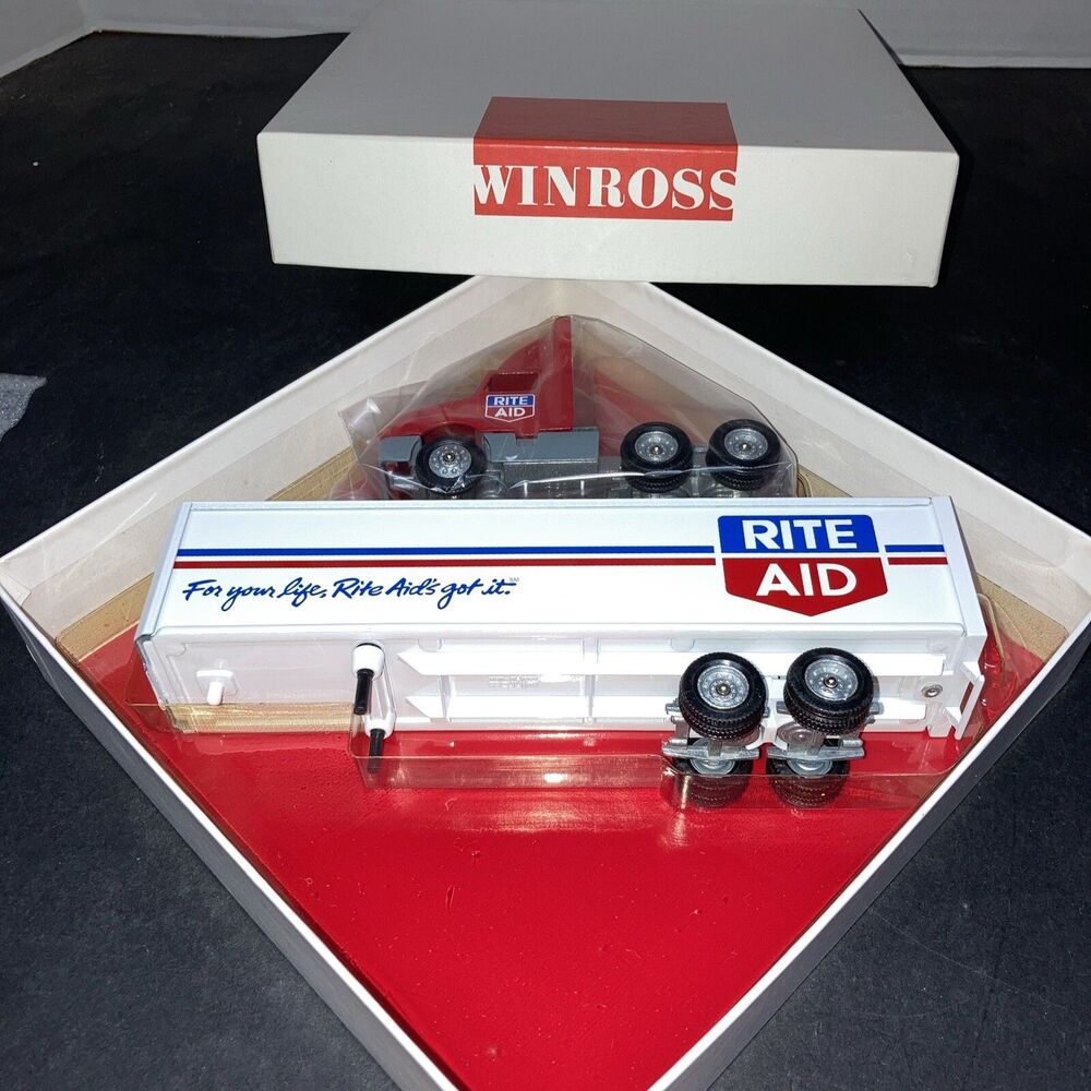 Winross 1:64 Scale Diecast Rite Aid Truck Set with Box